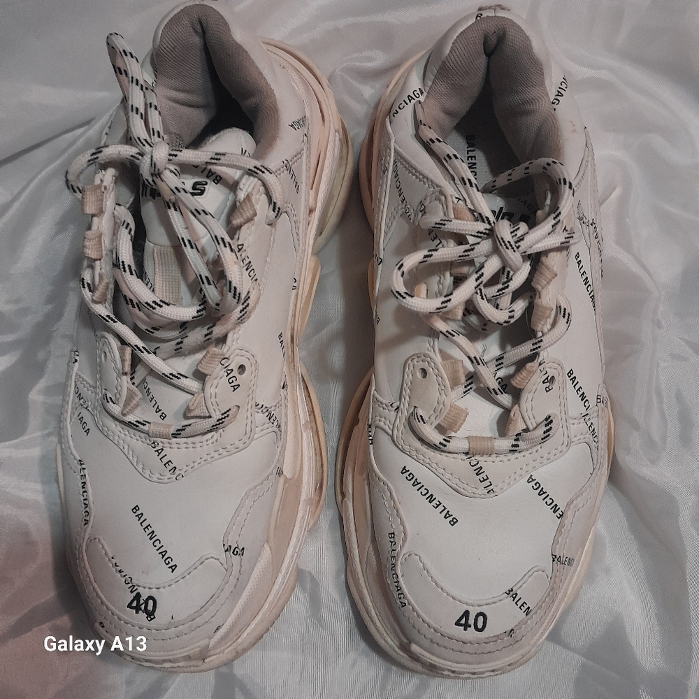 BALENCIAGA Triple S Women sneaker chunky platform/all over logo